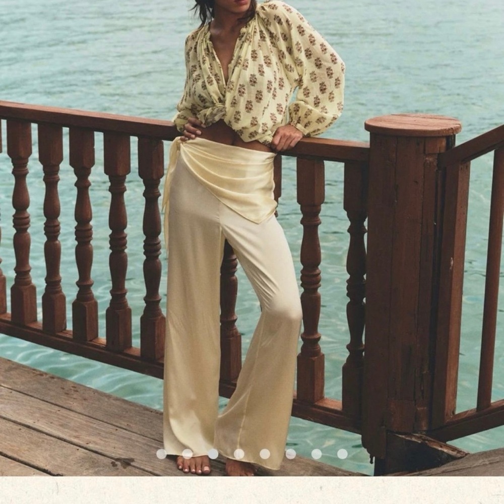 Doen Cream Satin Wide-Leg Tie-Waist Pants